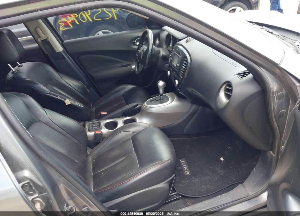 2011 NISSAN JUKE SL VIN: JN8AF5MV2BT016406