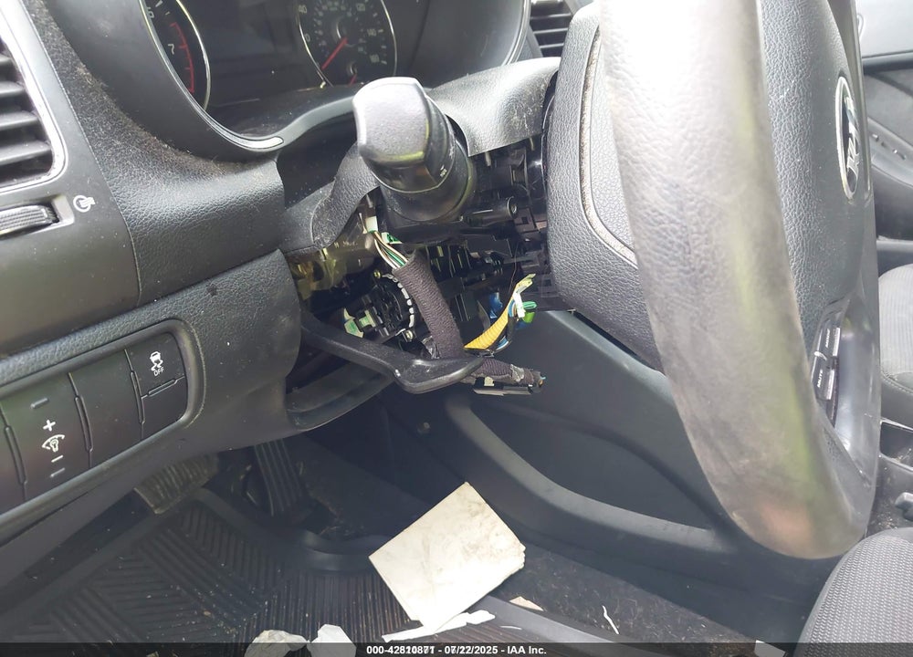 2018 KIA FORTE LX VIN: 3KPFK4A70JE274251