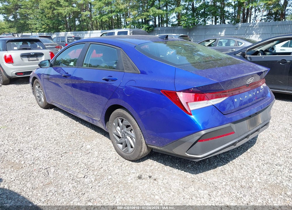 2024 HYUNDAI ELANTRA VIN: KMHLM4DG8RU849584