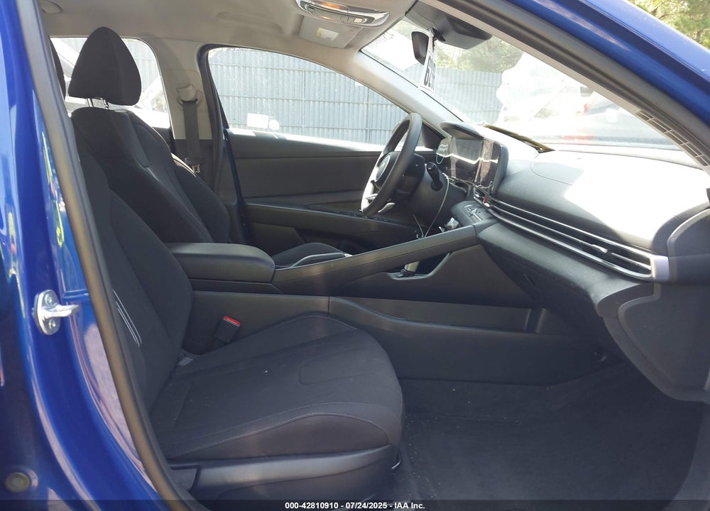 2024 HYUNDAI ELANTRA VIN: KMHLM4DG8RU849584