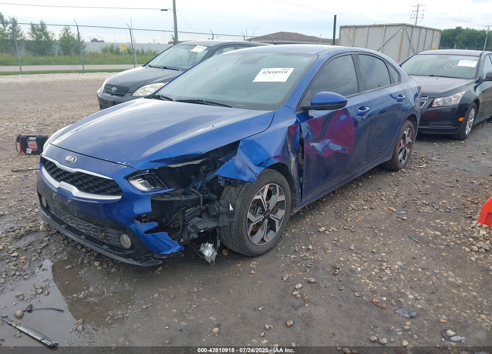 2019 KIA FORTE LXS VIN: 3KPF24AD4KE073878