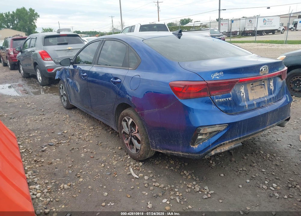 2019 KIA FORTE LXS VIN: 3KPF24AD4KE073878