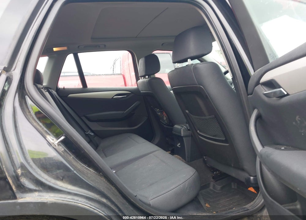 2015 BMW X1 VIN: WBAVL1C52FVY29719