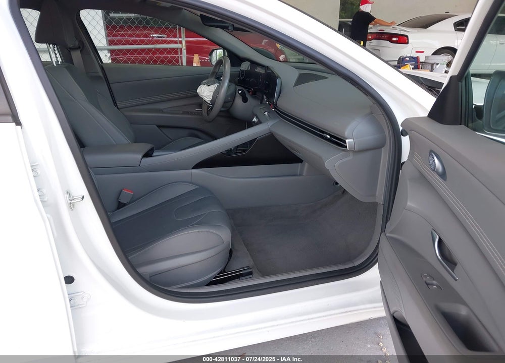 2023 HYUNDAI ELANTRA VIN: 5NPLS4AG6PH107898