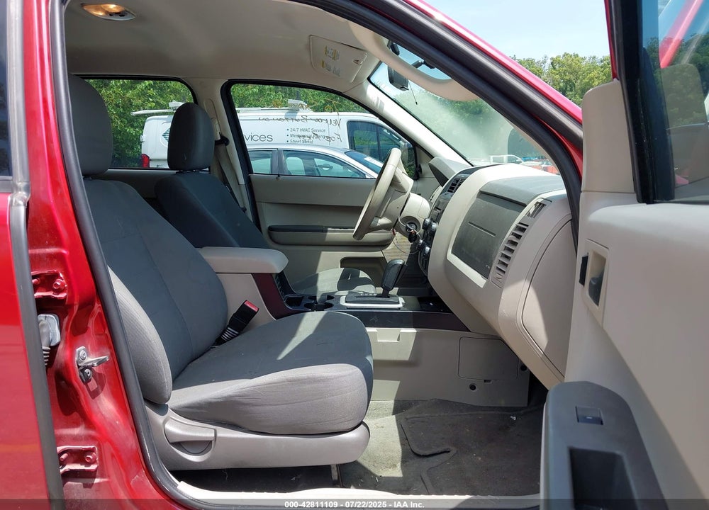 2009 FORD ESCAPE VIN: 1FMCU02799KA20370