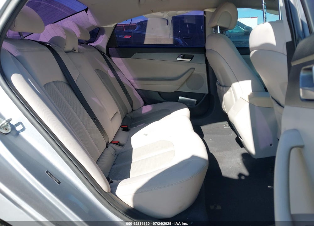 2017 HYUNDAI SONATA SE VIN: 5NPE24AF7HH504988