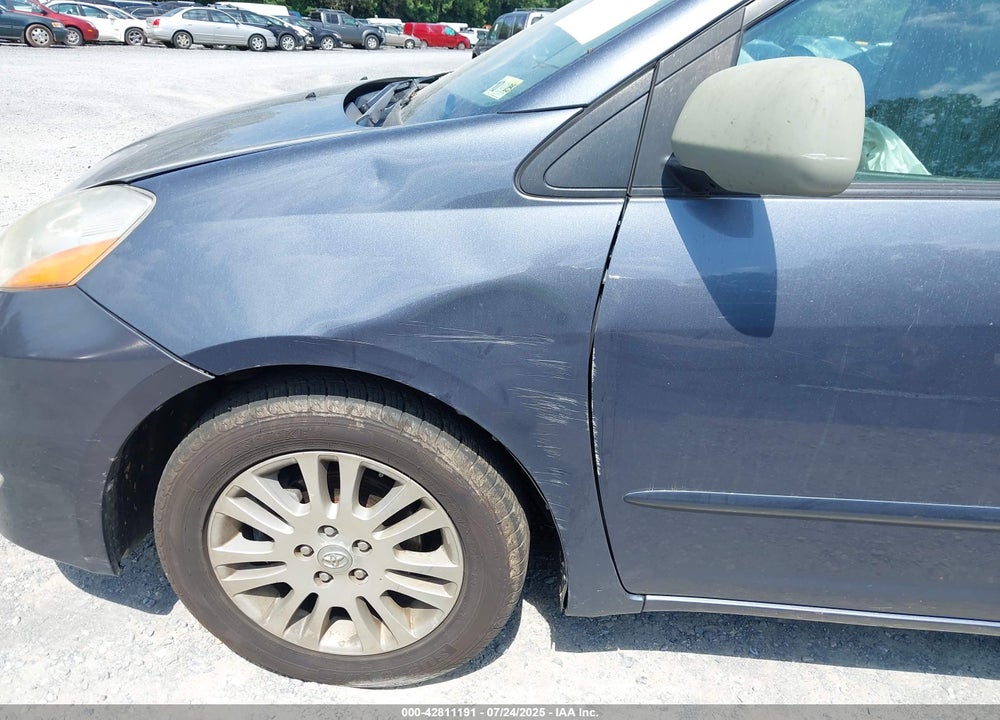 2007 TOYOTA SIENNA XLE VIN: 5TDZK22C87S083639