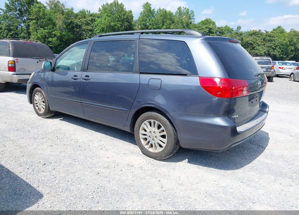 2007 TOYOTA SIENNA XLE VIN: 5TDZK22C87S083639