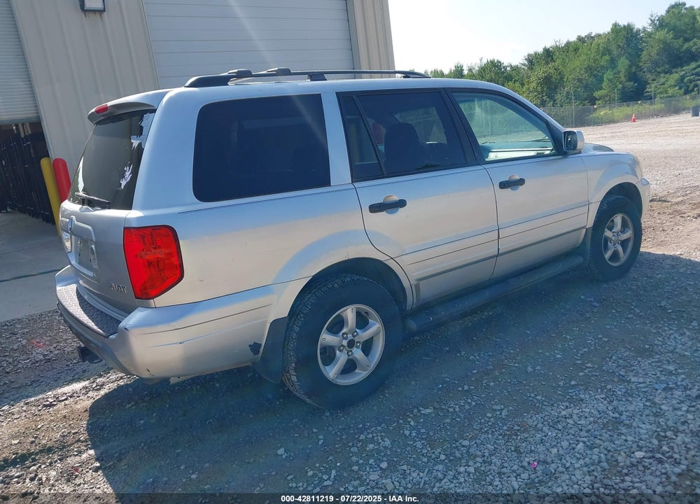 2005 HONDA PILOT EX-L VIN: 5FNYF18635B007808