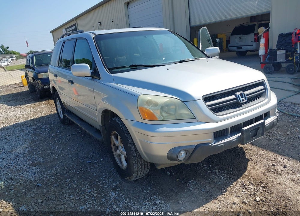 2005 HONDA PILOT EX-L VIN: 5FNYF18635B007808