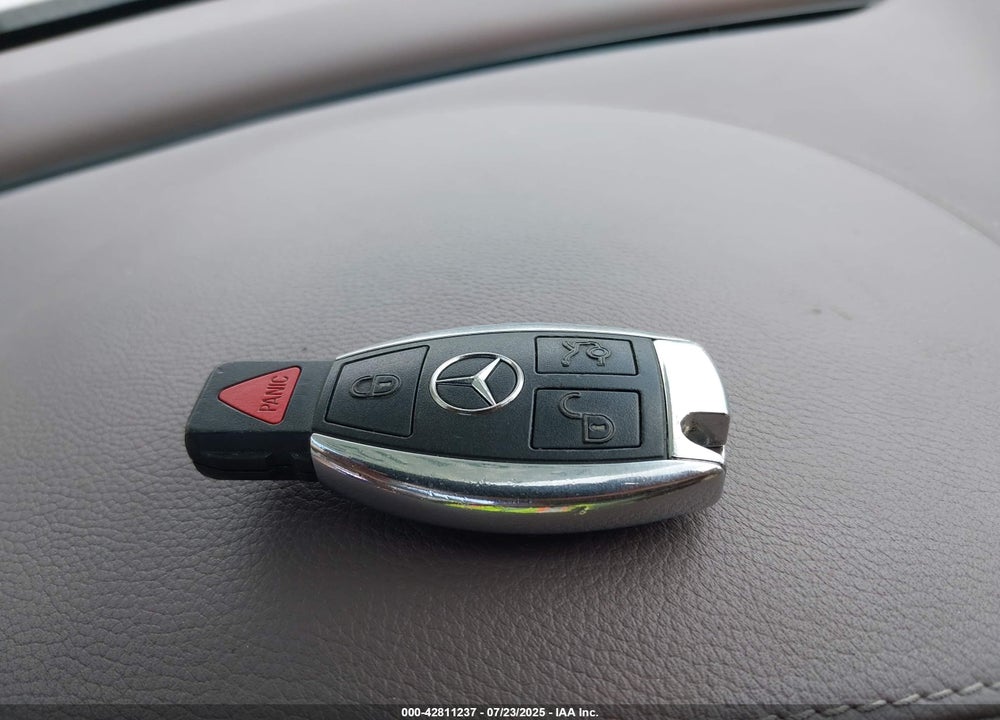 2011 MERCEDES-BENZ GL-CLASS VIN: 4JGBF7BE1BA635469