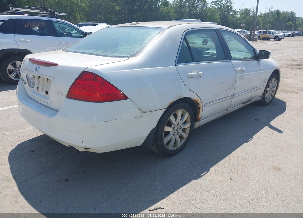 2007 HONDA ACCORD VIN: 1HGCM66557A027823
