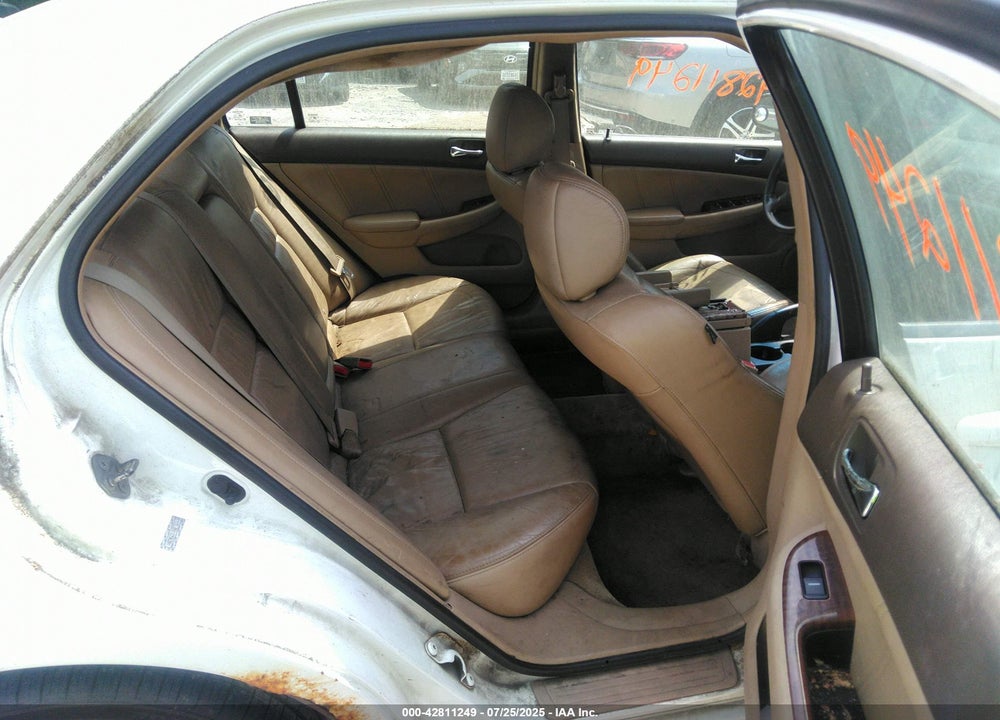 2007 HONDA ACCORD VIN: 1HGCM66557A027823