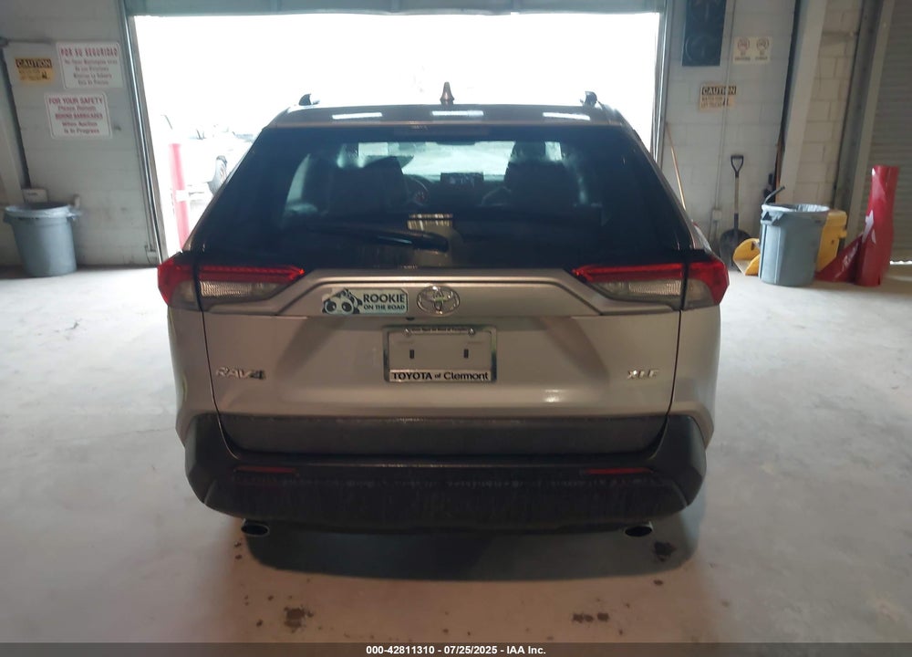 2021 TOYOTA RAV4 VIN: 2T3W1RFV4MC128338