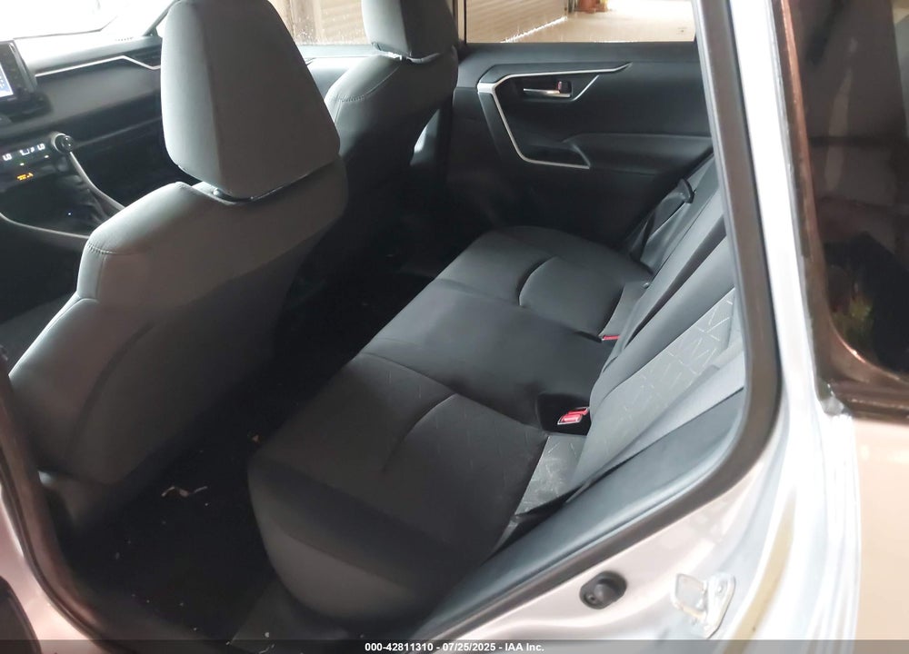 2021 TOYOTA RAV4 VIN: 2T3W1RFV4MC128338