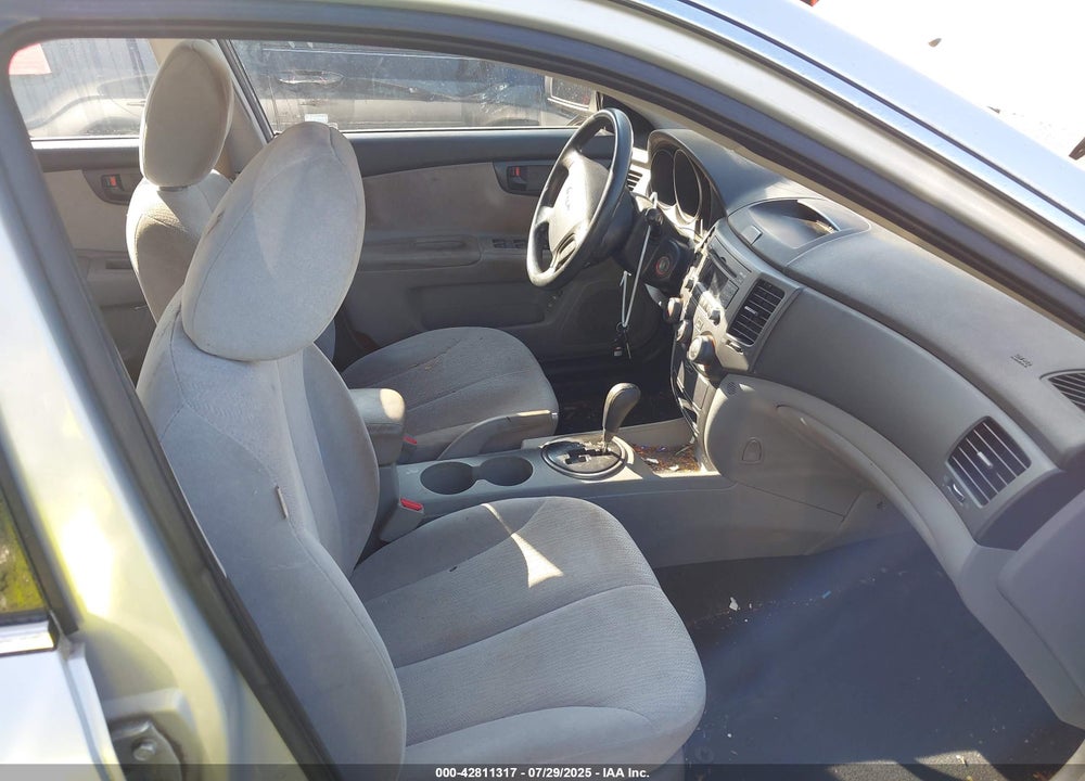 2009 KIA OPTIMA VIN: KNAGE228X95301418