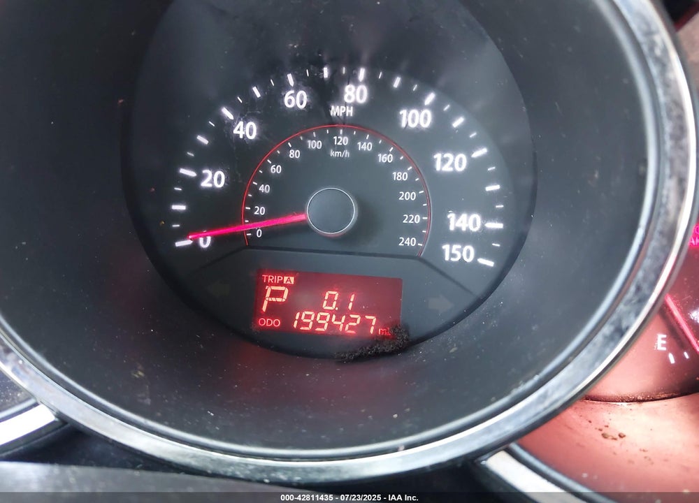 2013 KIA SORENTO VIN: 5XYKT3A64DG363163