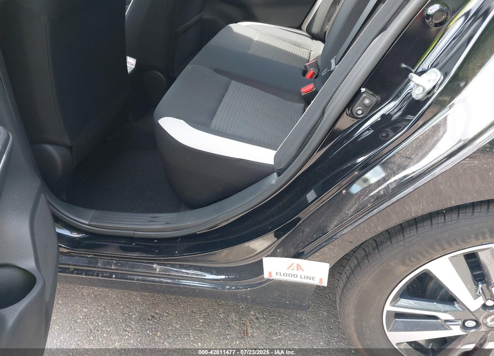 2021 NISSAN VERSA SV XTRONIC CVT VIN: 3N1CN8EV9ML917239