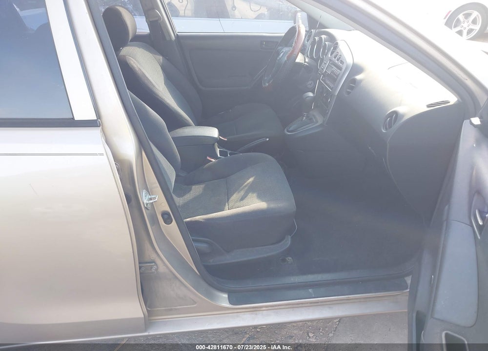 2003 TOYOTA MATRIX VIN: 2T1KR32E73C059453