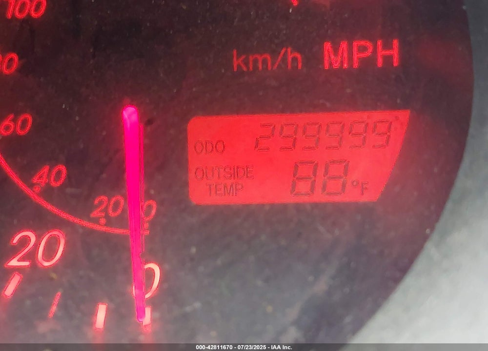 2003 TOYOTA MATRIX VIN: 2T1KR32E73C059453