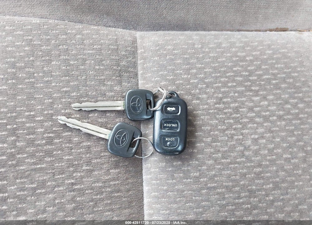2003 TOYOTA CAMRY VIN: JTDBE32K930230439
