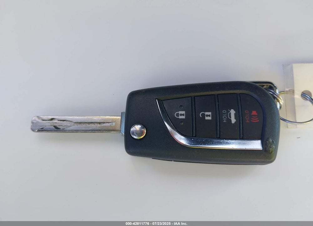 2024 TOYOTA COROLLA LE VIN: 5YFB4MDE2RP105037