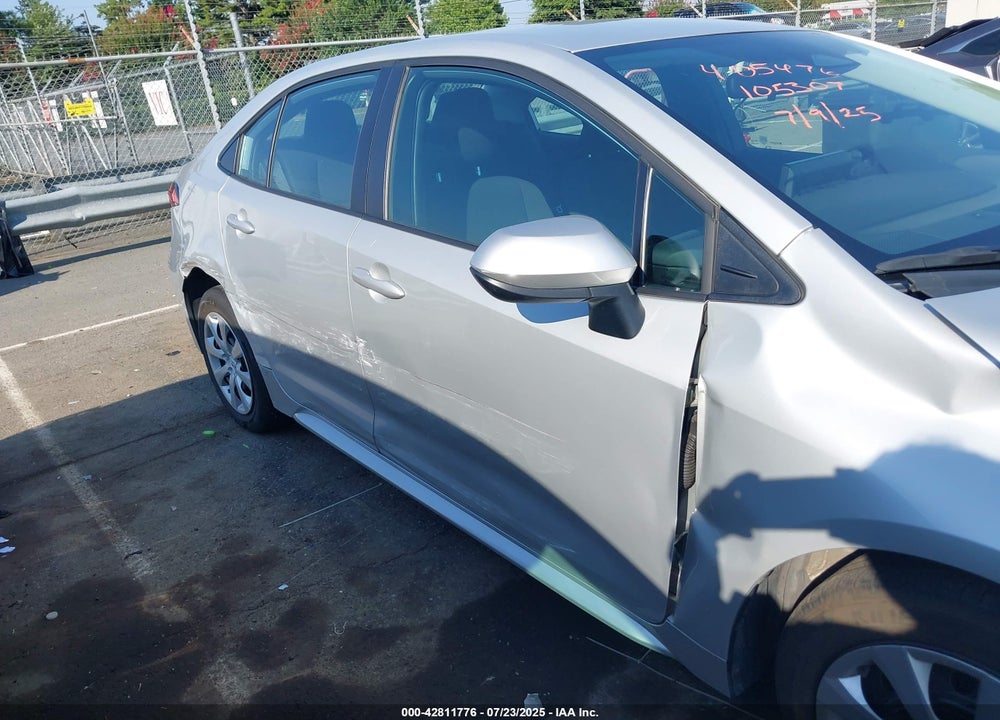 2024 TOYOTA COROLLA LE VIN: 5YFB4MDE2RP105037