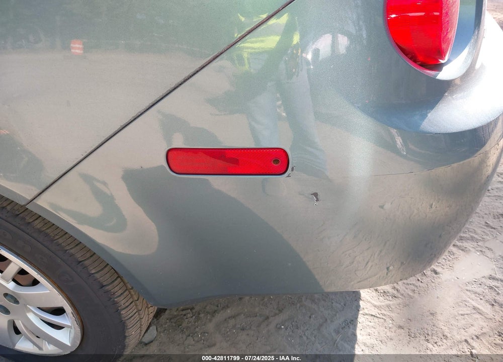 2010 CHEVROLET COBALT VIN: 1G1AA1F59A7208020