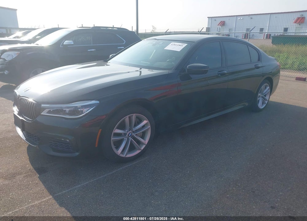 2017 BMW 7 SERIES VIN: WBA7F2C55HG421227