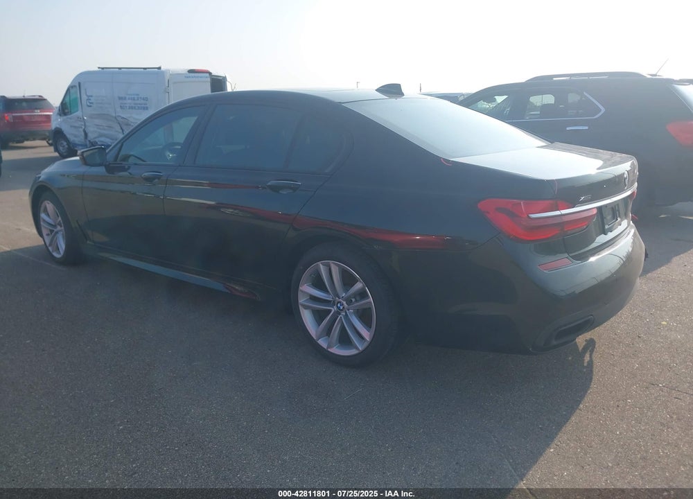 2017 BMW 7 SERIES VIN: WBA7F2C55HG421227