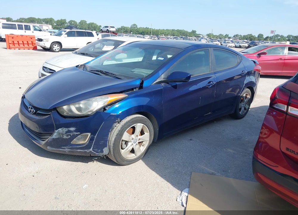 2013 HYUNDAI ELANTRA VIN: KMHDH4AE4DU591875