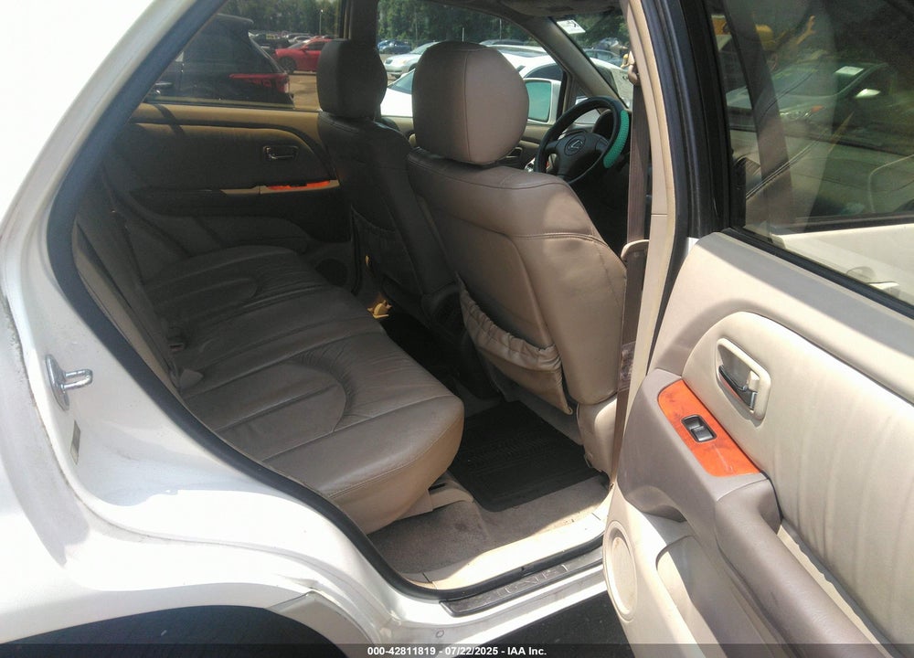 2001 LEXUS RX 300 VIN: JTJHF10U810184497