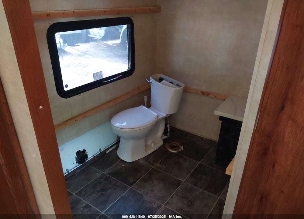 2013 KEYSTONE HIDEOUT VIN: 4YDT27D21D7202433