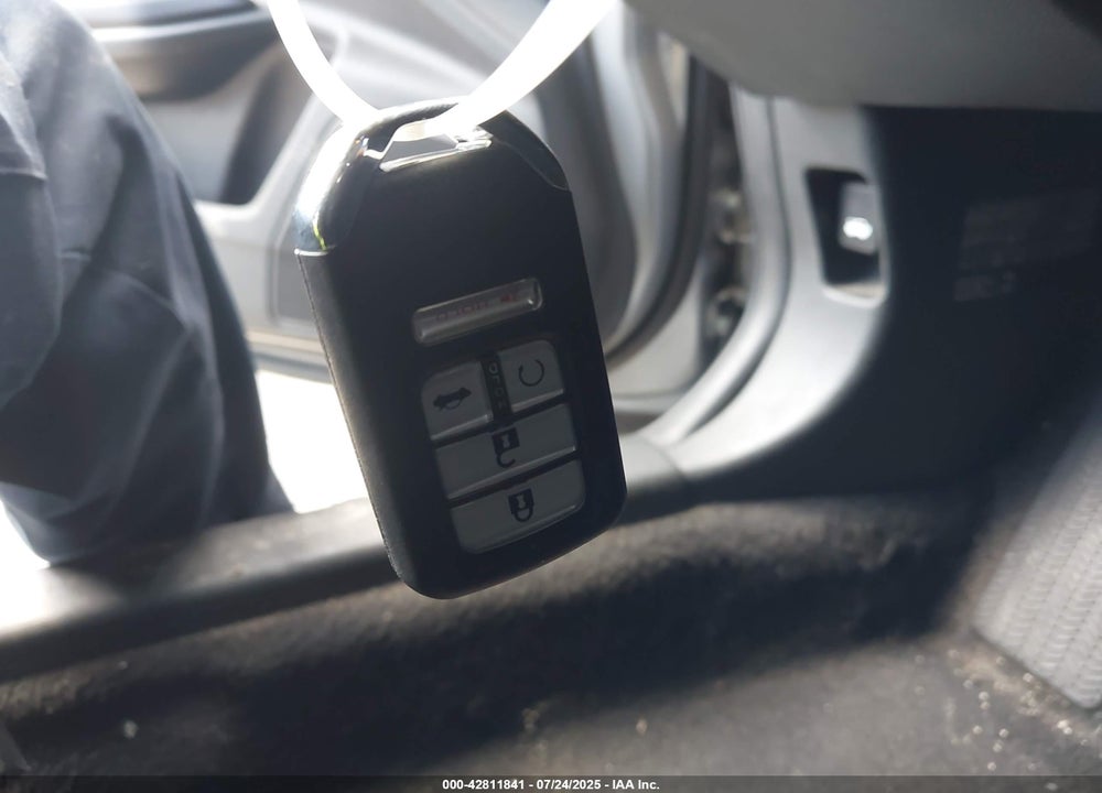 2018 HONDA CIVIC EX-L VIN: JHMFC1F78JX002873