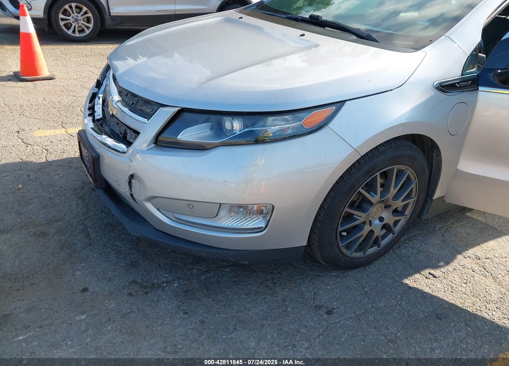 2012 CHEVROLET VOLT VIN: 1G1RB6E40CU124680