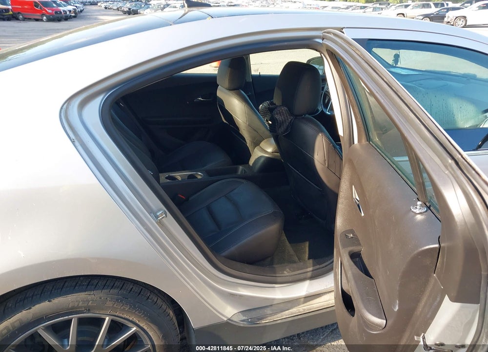 2012 CHEVROLET VOLT VIN: 1G1RB6E40CU124680