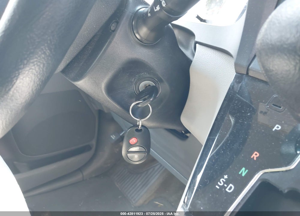 2015 TOYOTA SIENNA L 7 PASSENGER VIN: 5TDZK3DC1FS673621