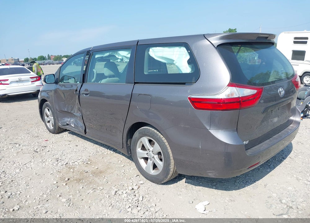 2015 TOYOTA SIENNA L 7 PASSENGER VIN: 5TDZK3DC1FS673621