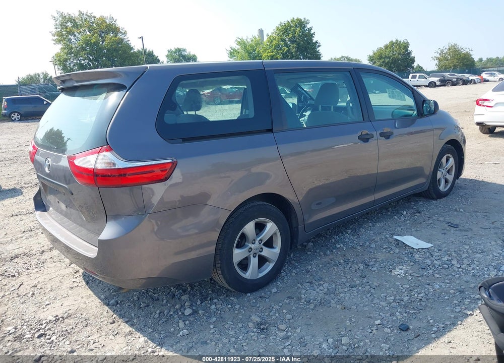 2015 TOYOTA SIENNA L 7 PASSENGER VIN: 5TDZK3DC1FS673621