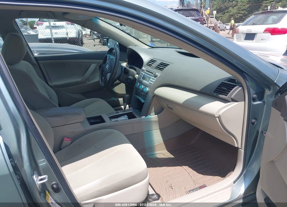 2008 TOYOTA CAMRY VIN: 4T1BK46KX8U560739