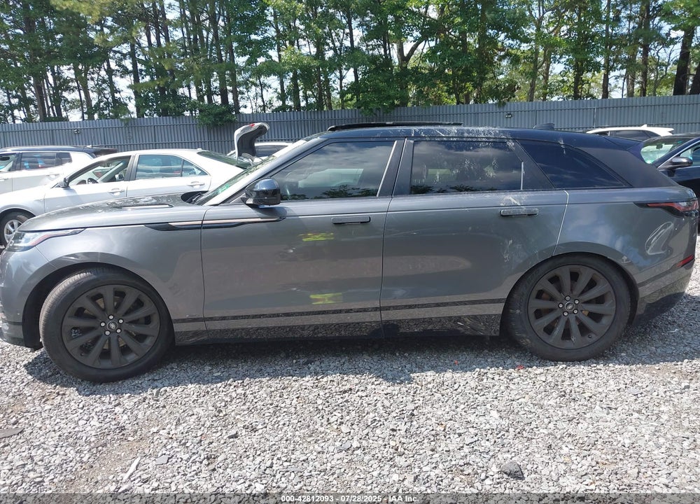 2018 LAND ROVER RANGE ROVER VELAR VIN: SALYL2RV4JA752471