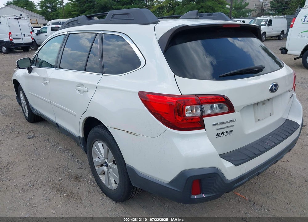 2018 SUBARU OUTBACK VIN: 4S4BSACC4J3227900