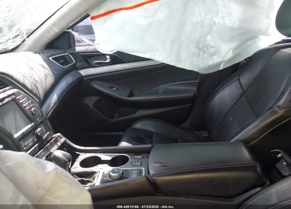 2018 NISSAN MAXIMA VIN: 1N4AA6AP2JC392310