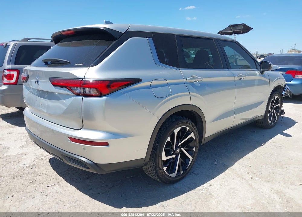 2022 MITSUBISHI OUTLANDER ES 2.5 S-AWC VIN: JA4J4TA88NZ075881