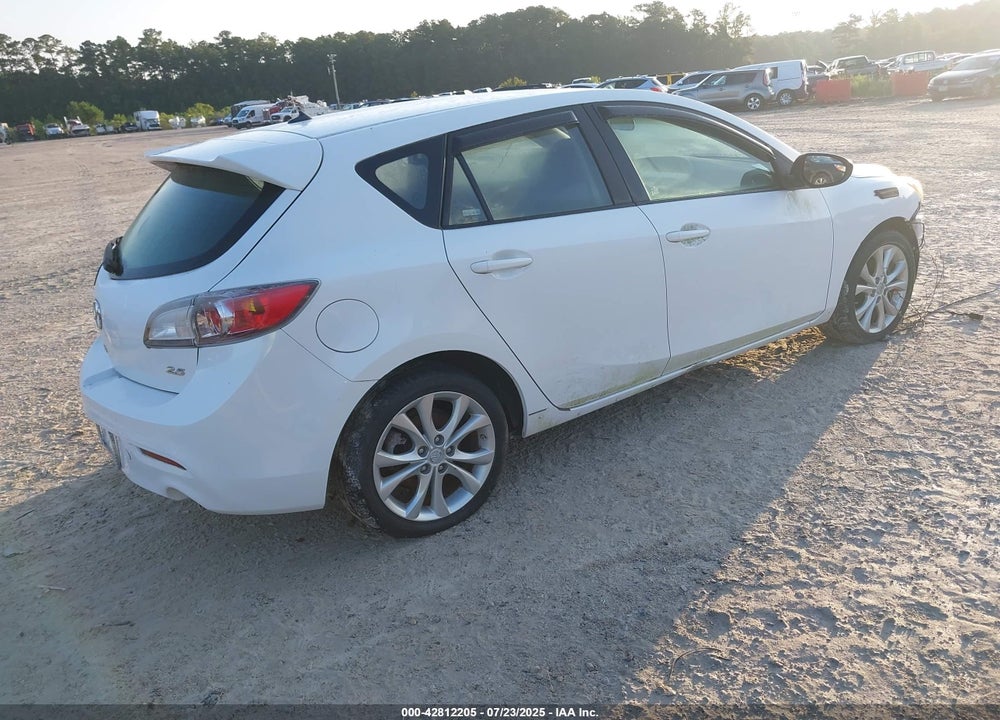 2011 MAZDA 3 VIN: JM1BL1K58B1361729