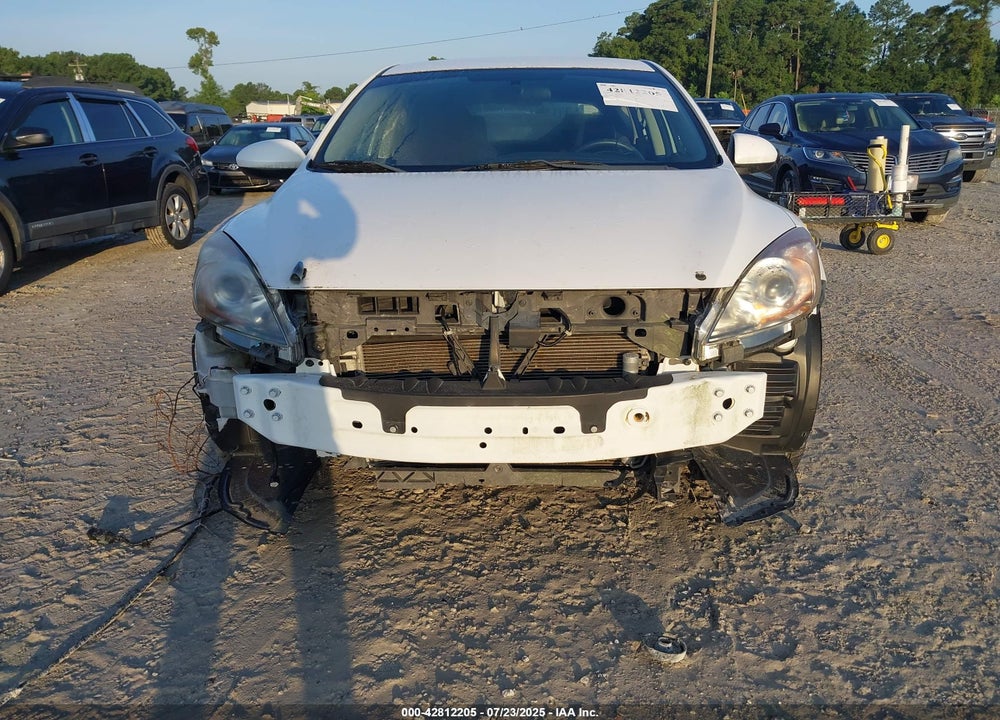 2011 MAZDA 3 VIN: JM1BL1K58B1361729