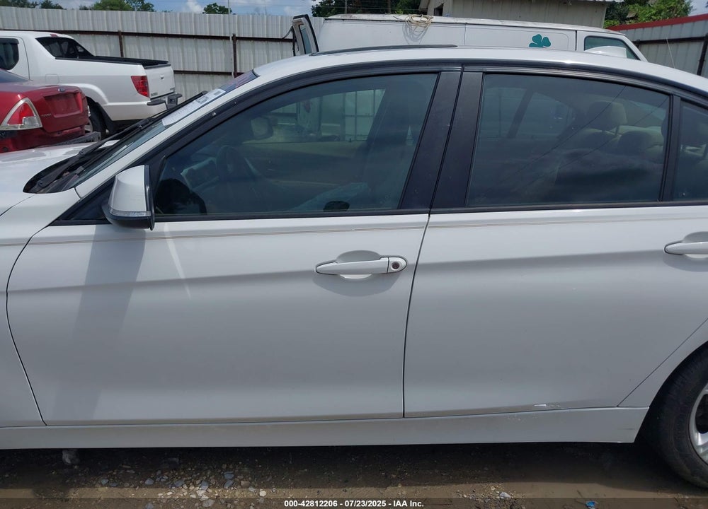 2014 BMW 3 SERIES VIN: WBA3B1G50ENS77558
