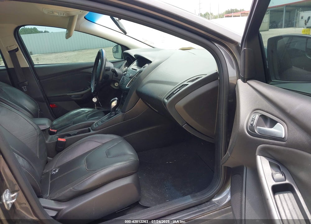 2015 FORD FOCUS VIN: 1FADP3F20FL319371