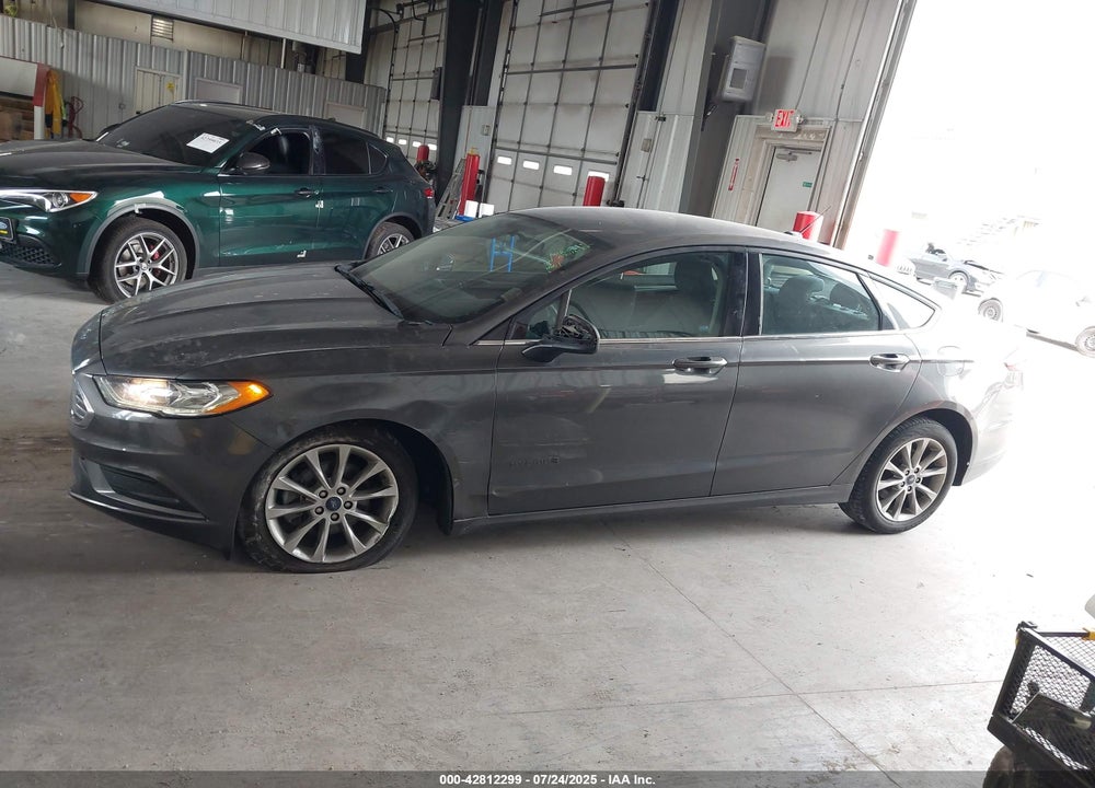 2017 FORD FUSION VIN: 3FA6P0LUXHR381913