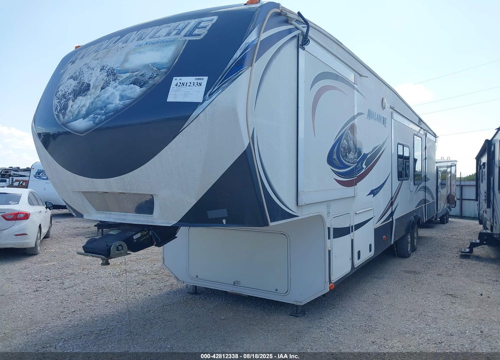 2013 KEYSTONE AVALANCHE VIN: 4YDF34125DE760441